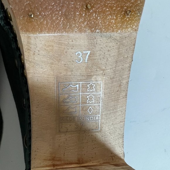 FREE PEOPLE Green Colbie Wooden Clogs 37 Studded Platform Suede - Picture 11 of 11